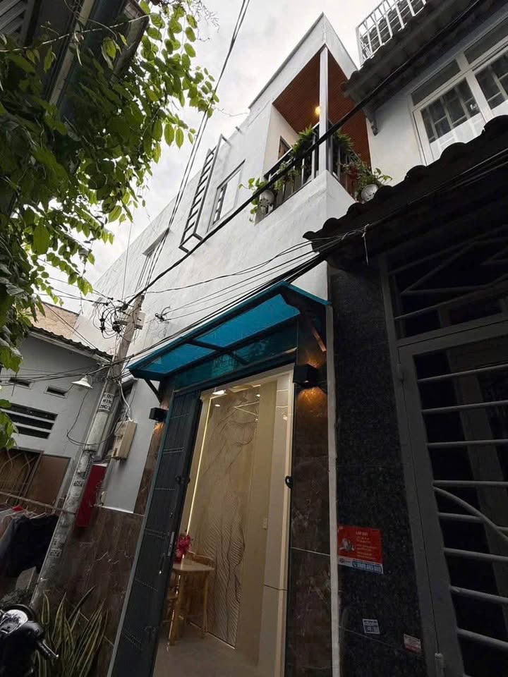 Nhà bán Thống Nhất, Gò Vấp 2,35x9,3m giá 3,12 tỷ - An ninh, yên tĩnh!