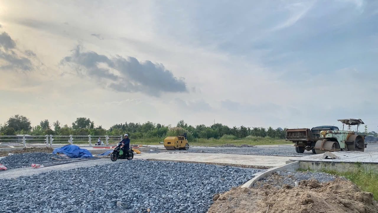 Nhà góc Vạn Phát Velora, Cần Thơ 100m² giá 2.9 tỷ - Thiết kế hiện đại, ở ngay!