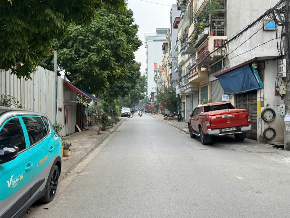 Nhà mặt ngõ ô tô Phú Diễn 37m² giá 9 tỷ - Dòng tiền tốt, thanh khoản cao!