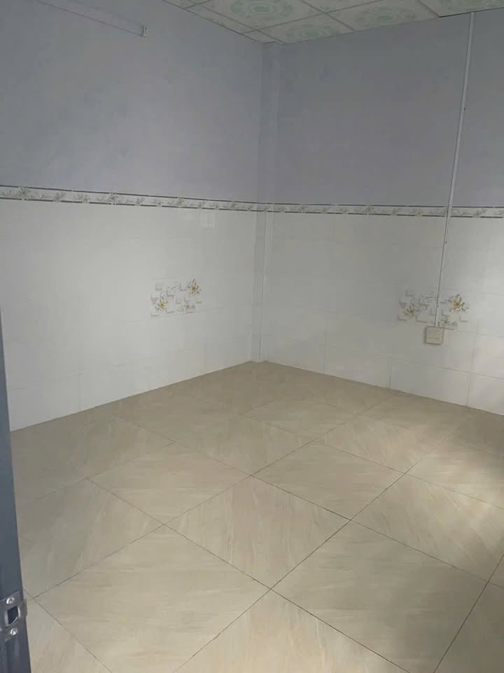 Phòng trọ mới xây tại hẻm Đồng Văn Cống, 40m² chỉ 2,5 triệu - An ninh, tiện nghi đầy đủ!