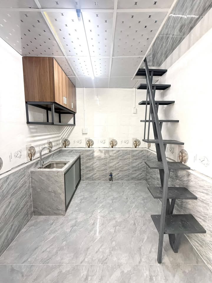 Phòng trọ tại hẻm 4 Trần Vĩnh Kiết, Cần Thơ 25m² giá 2.2 triệu - Nội thất đầy đủ, vào ở ngay!