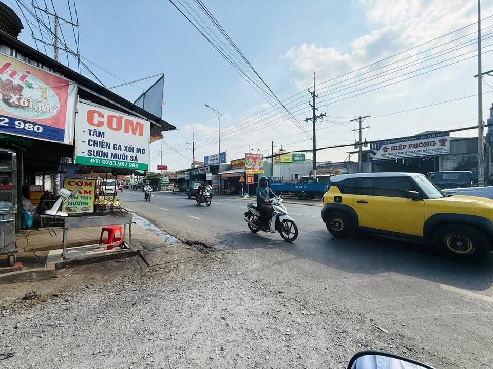 Đất nền 500m² mặt tiền Rạch Hàng Bàng, Phường Long Tuyền, giá 2.5 tỷ - Đầu tư sinh lời ngay!