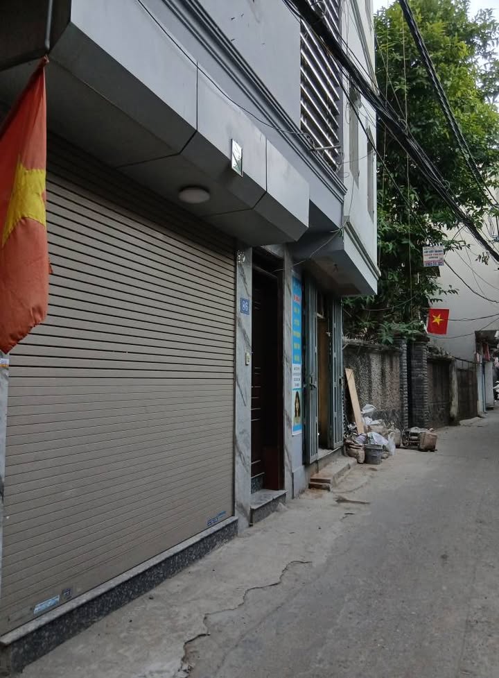 Nhà phố Hào Nam Đống Đa 40m² giá 11 tỷ - Thiết kế hiện đại, tiện nghi