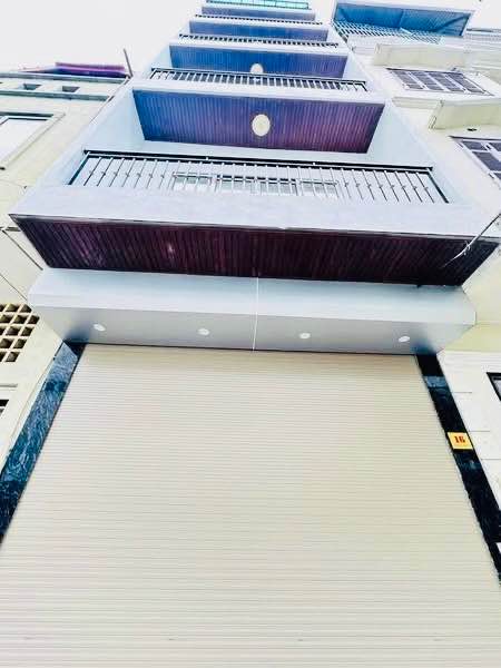 Nhà riêng Trương Định 30m² giá 7 tỷ - Ô tô đỗ cổng, vào ở ngay!