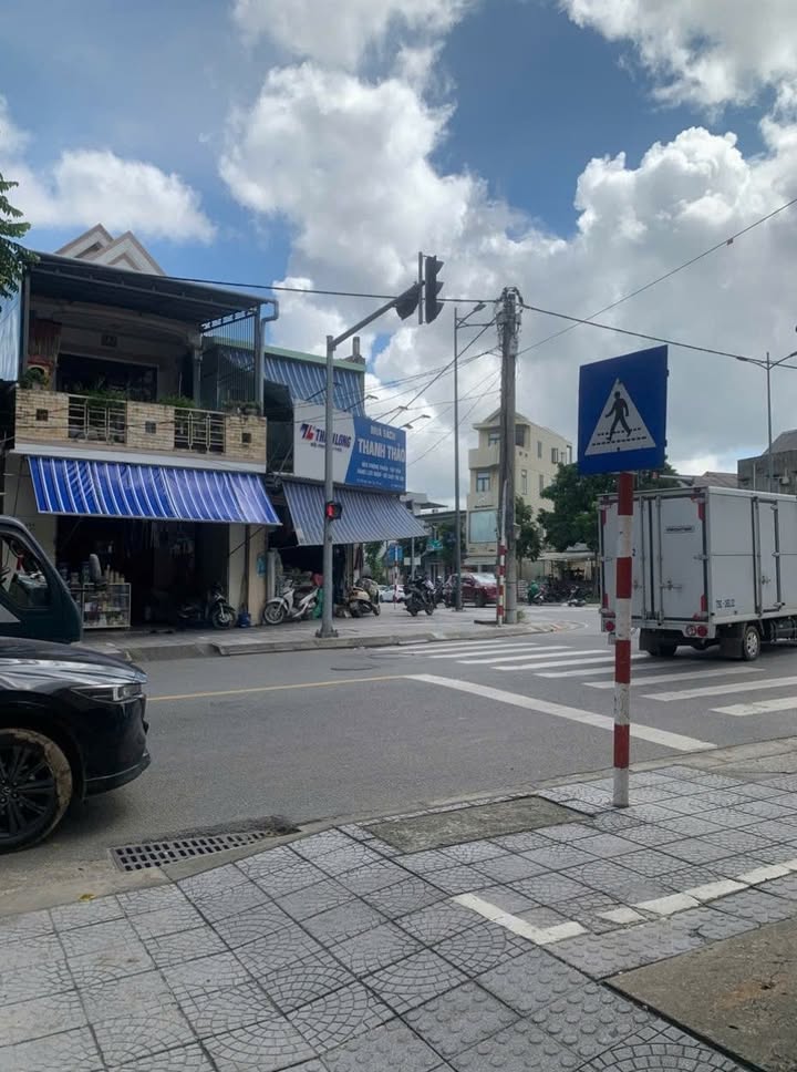 Đất kiệt ô tô Điện Biên Phủ, Huế 100m² giá 2.5 tỷ - Vị trí đẹp, giao thông thuận lợi!