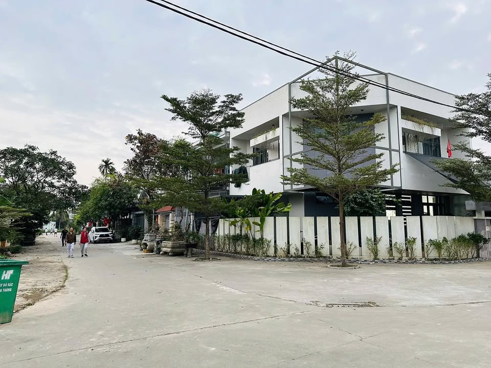 Đất nền Hạ Cồn Trống, Huế 100m² giá 2.8 tỷ - Vị trí kết nối thuận lợi!