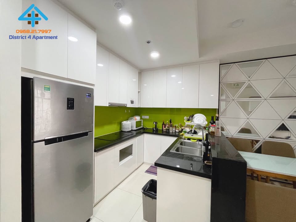 Căn hộ THE TRESOR Quận 4 75m² giá 19 triệu - Nội thất đầy đủ, view thoáng