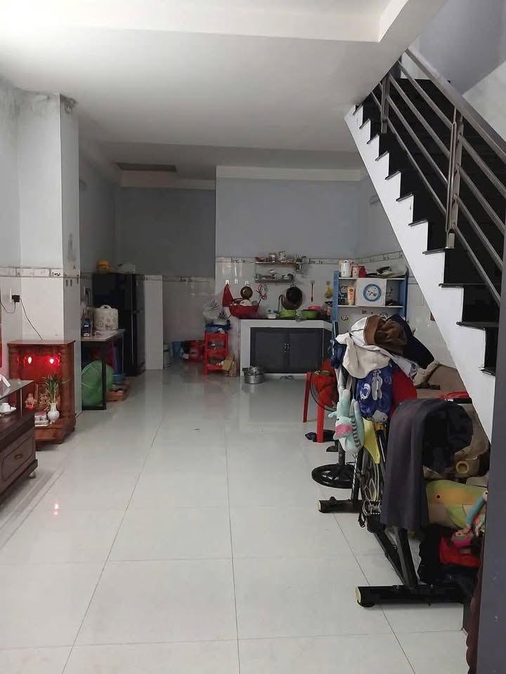 Nhà cho thuê tại Khu phố 9, Nguyễn Thị Minh Khai - 2 phòng ngủ, giá chỉ 5.5 triệu/tháng!