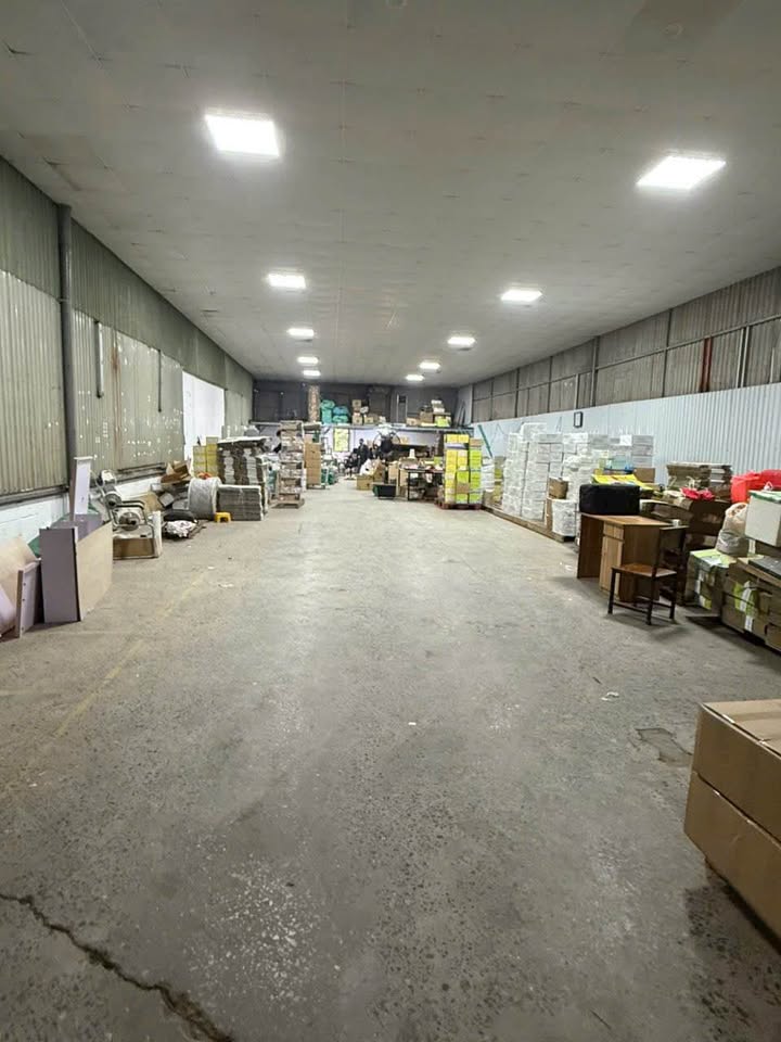 Cho thuê kho xưởng 330m² tại Xuân Phương, Nam Từ Liêm - Giá chỉ 30 triệu/tháng!