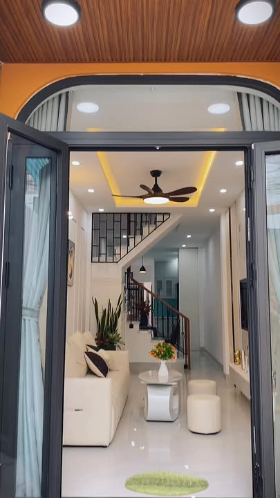 Nhà 2 tầng Ông Ích Khiêm 90m² giá thỏa thuận - Vị trí hiếm có gần biển!