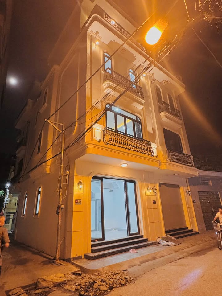 Nhà góc mặt đường Ngô Gia Tự, 172m² giá 5 tỷ - Kinh doanh sầm uất!