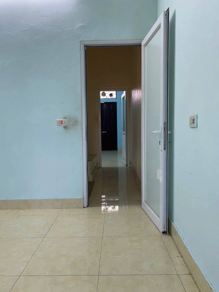 Nhà 2 tầng Ninh Sơn 79.1m² giá 3 tỷ - Mặt tiền rộng, ô tô vào tận nhà!