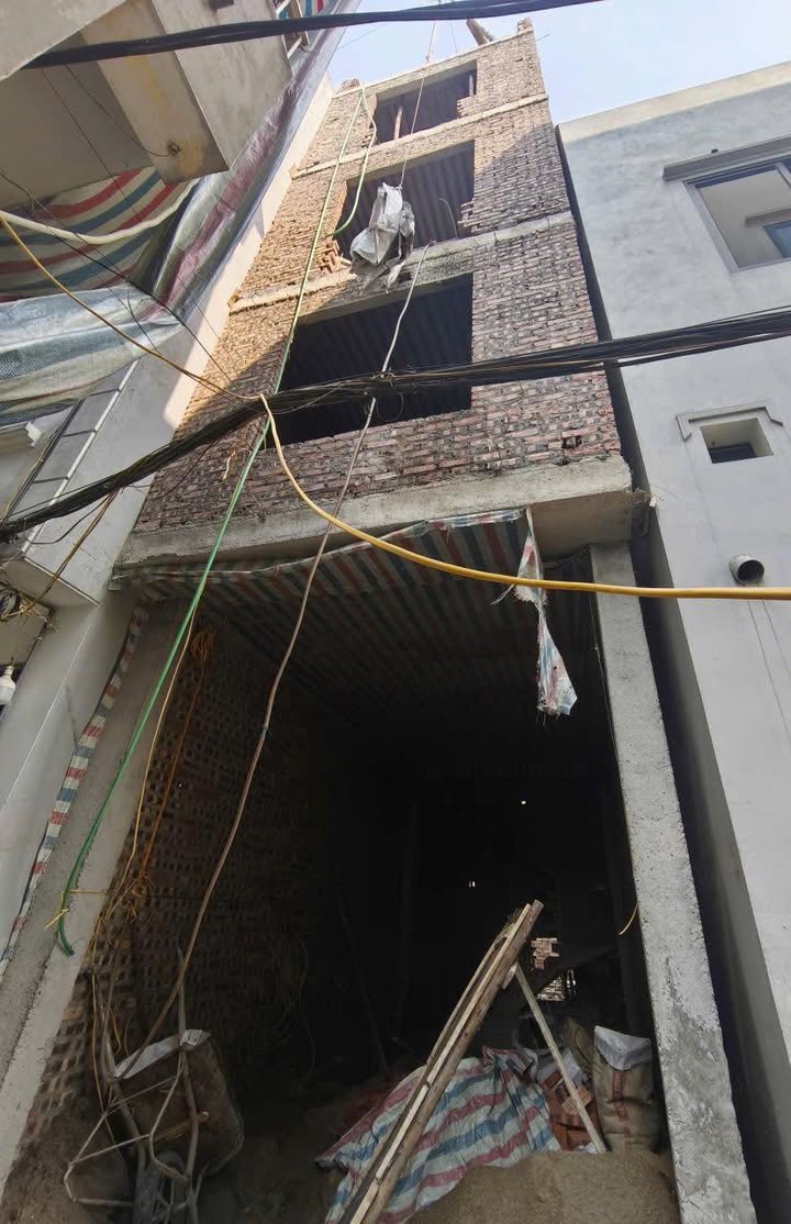 Nhà 5 tầng Tả Thanh Oai 175m² giá 4x tỷ - Đầu tư sinh lời ngay!