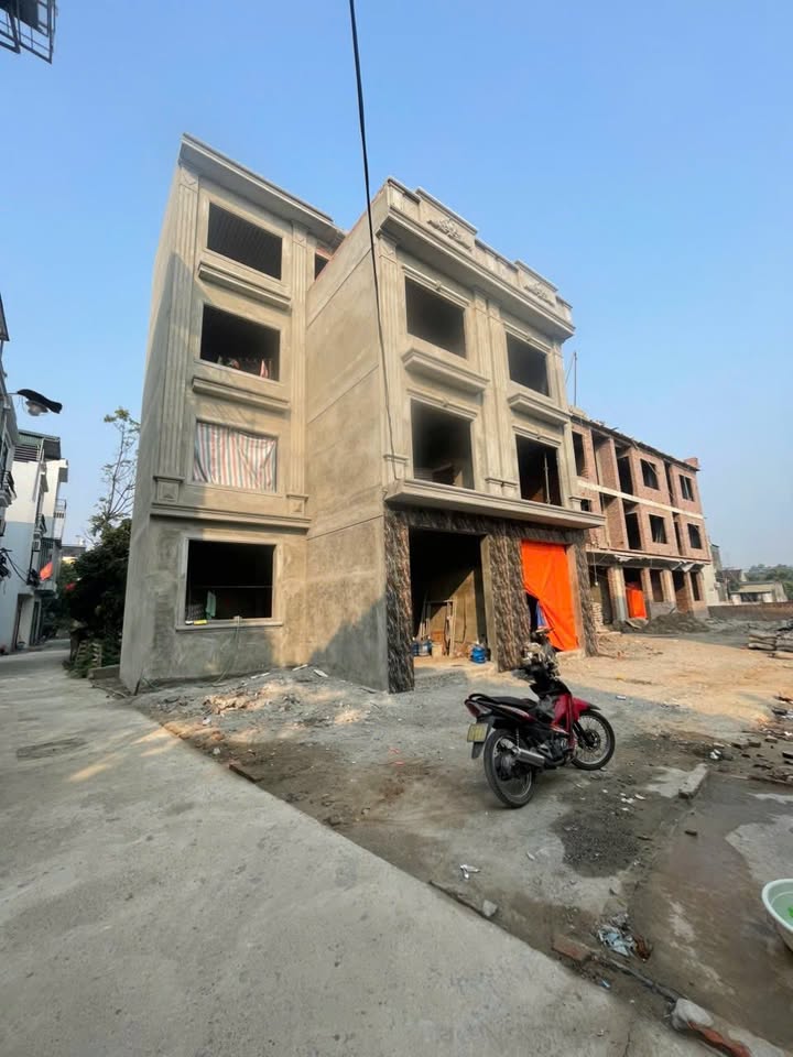 Nhà phố Biệt thự Mini Quốc Oai 80.9m² giá 6,x tỷ - Thiết kế sân cổng riêng