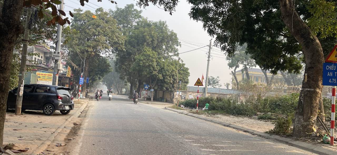 Nhà cấp 4 Vin Cổ Loa 100m² giá thỏa thuận - Gần sân bóng, thuận tiện giao thông!