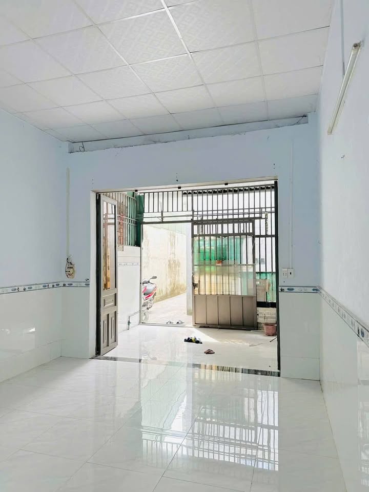 Nhà cho thuê nguyên căn tại Thới Tam Thôn, Hóc Môn 64m² - Không gian an ninh yên tĩnh!