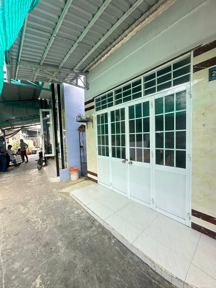 Nhà phố Vàm Láng 40m² giá 330 triệu - Dọn vào ở ngay!