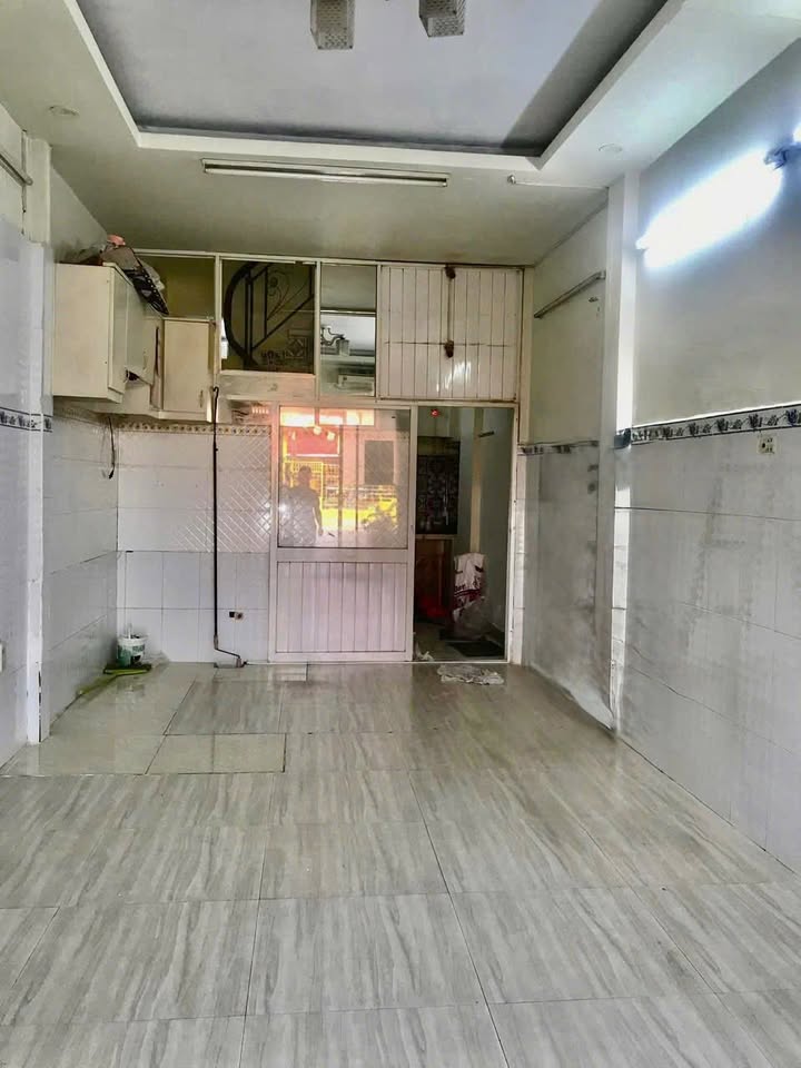 Nhà cho thuê mặt tiền đường Phạm Thế Hiển, Quận 8, 30m², giá 15 triệu - Lợi ích kinh doanh tối ưu!