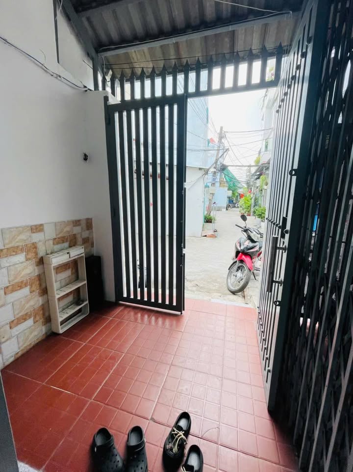 Nhà cho thuê nguyên căn đường Bông Sao, quận 8, diện tích 40m² - Giá chỉ 6 triệu/tháng!