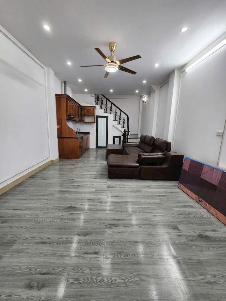 Nhà riêng Hà Đông 36m² giá 4.85 tỷ - Kiên cố, gần ĐH Phenikaa!