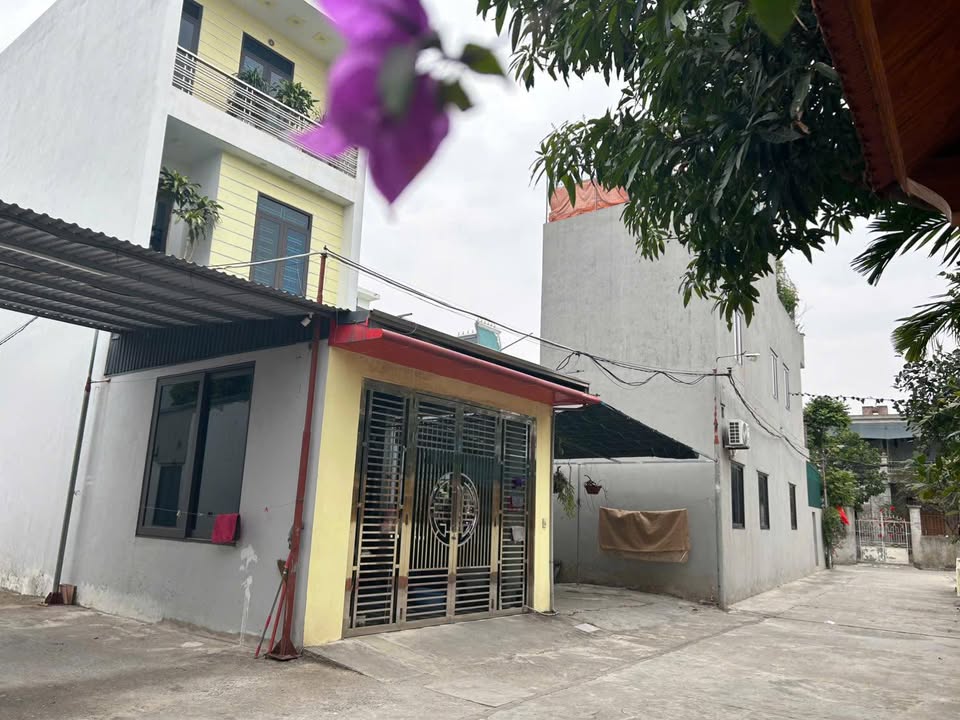 Bán đất Phú Xuân - 100m² chỉ 2 tỷ - Đầu tư sinh lời, vị trí đẹp!