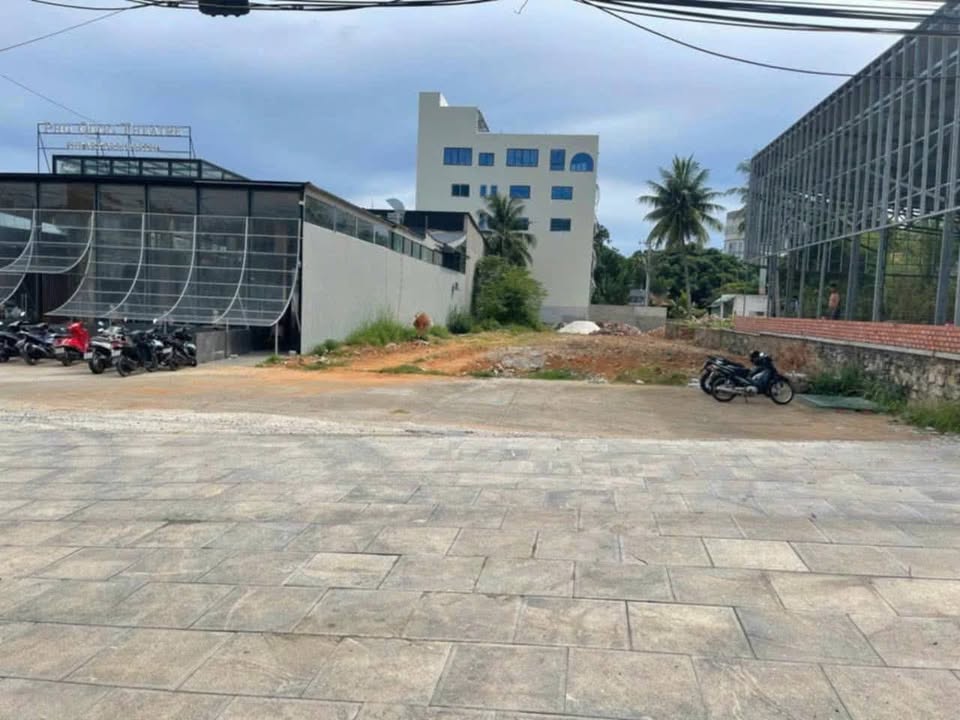 Đất mặt tiền Trần Hưng Đạo, Phú Quốc 1000m² - Cơ hội đầu tư hiếm có!