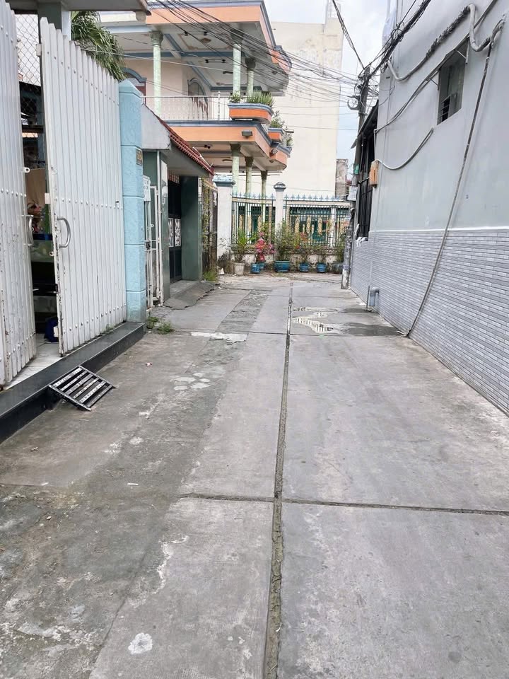 Nhà riêng Phạm Đăng Giảng, Bình Tân 51m² giá 4.76 tỷ - Đúc lửng, xe hơi tận cửa!