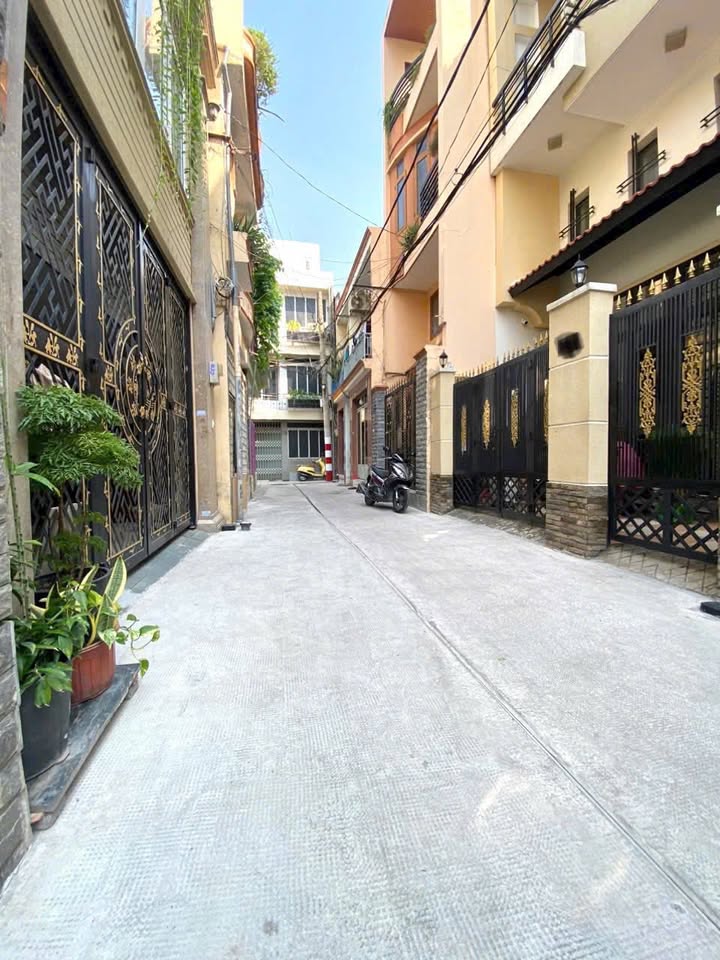 Nhà riêng Khu Bàu Cát, 62m² giá chỉ 7.75 tỷ - Sổ hồng nở hậu tài lộc!