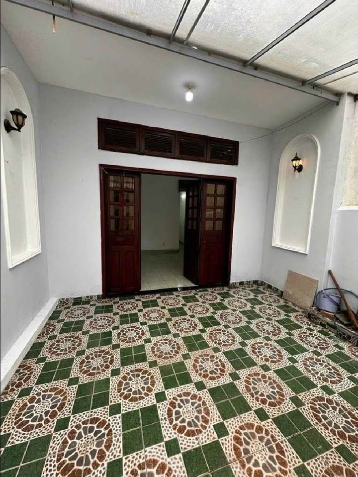 Nhà phố Đông Lân, xã Bà Điểm 91m² giá thỏa thuận - Thiết kế thoáng mát, 2 mặt hẻm