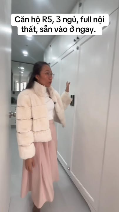 Căn hộ Vinhomes Royal City 107m² giá thỏa thuận - Thiết kế 3 phòng ngủ đẹp!