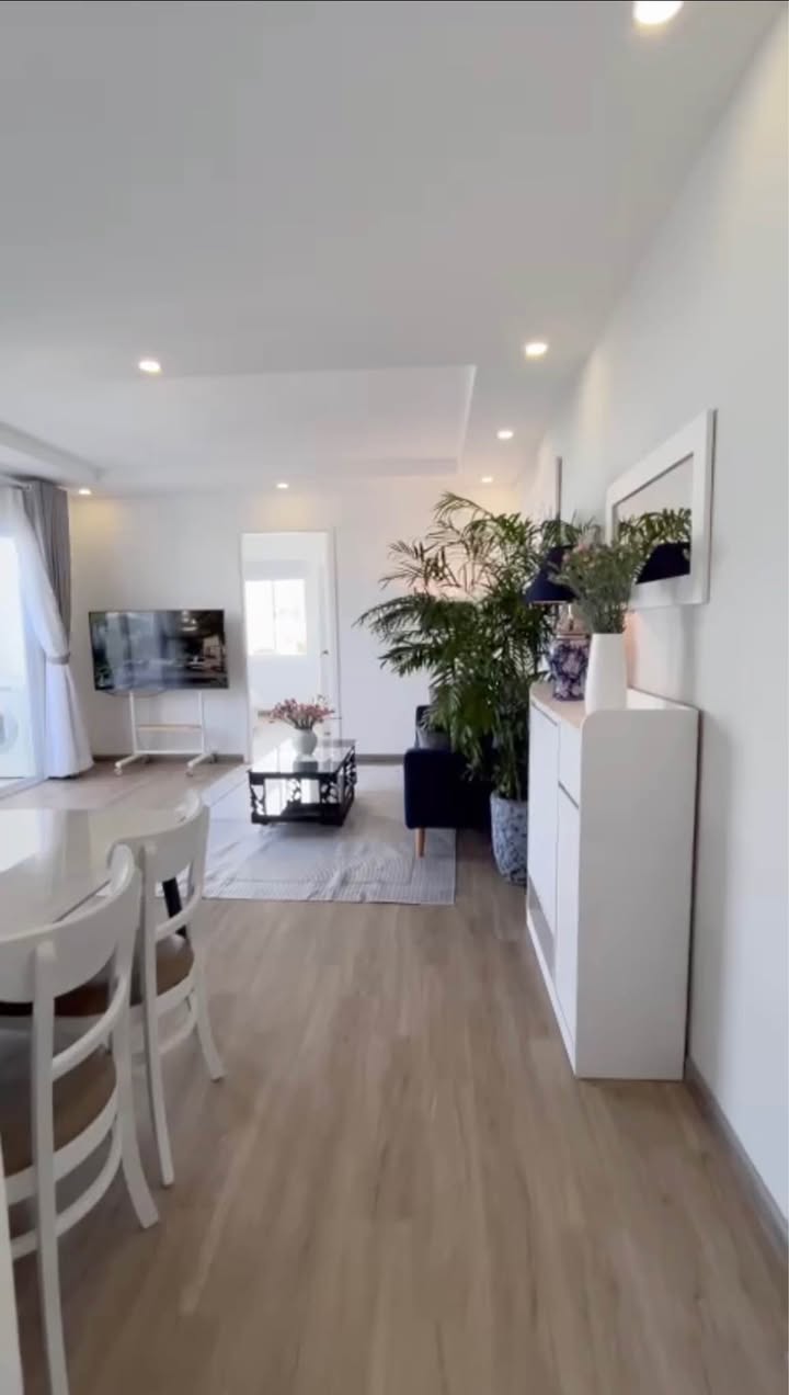 Căn hộ góc Toà B chung cư 02 Lê Hồng Phong 62m² giá 2.98 tỷ - Full nội thất sang trọng!