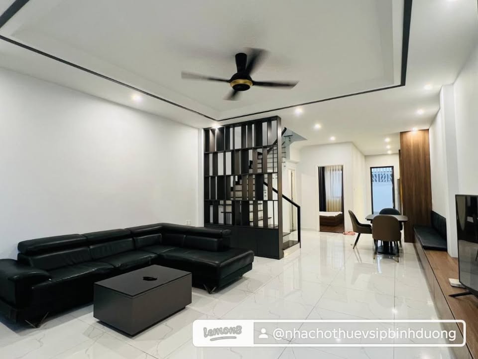 Nhà cho thuê Suncasa Central Bình Dương 2 tầng giá 14 triệu - Nhà mới vào ở ngay!