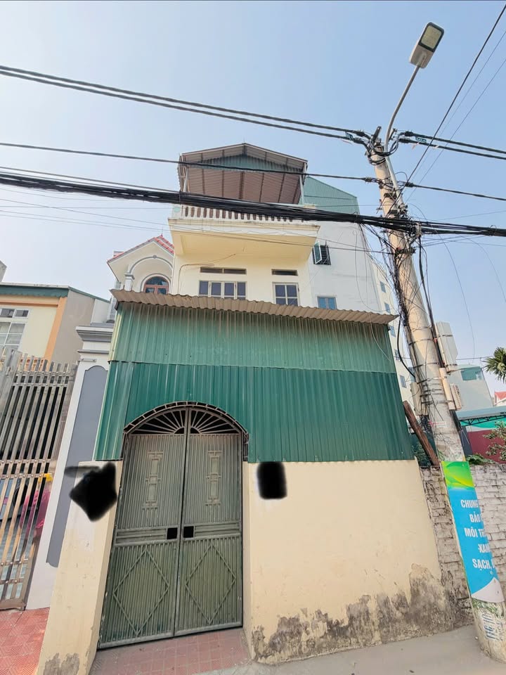 Cho thuê nhà nguyên căn 3 tầng Di Trạch, Hoài Đức 90m² - Ô tô đỗ trong nhà!