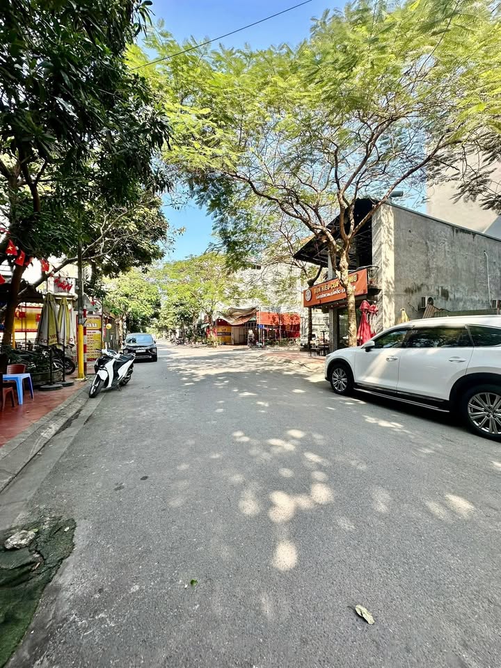 Nhà phố Kim Quan Thượng 75m² giá 27 tỷ - Kinh doanh sầm uất!