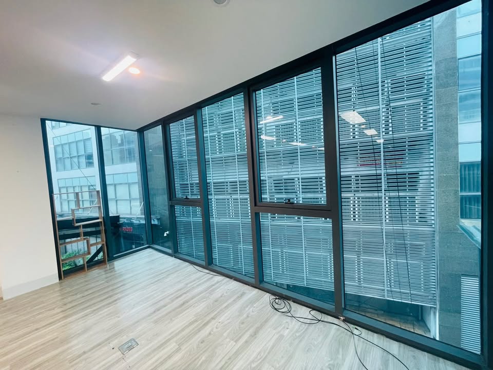 Văn phòng cho thuê tại 21 Lê Văn Lương, Thanh Xuân 60m² giá chỉ từ 10 triệu/tháng - Không thể bỏ lỡ!