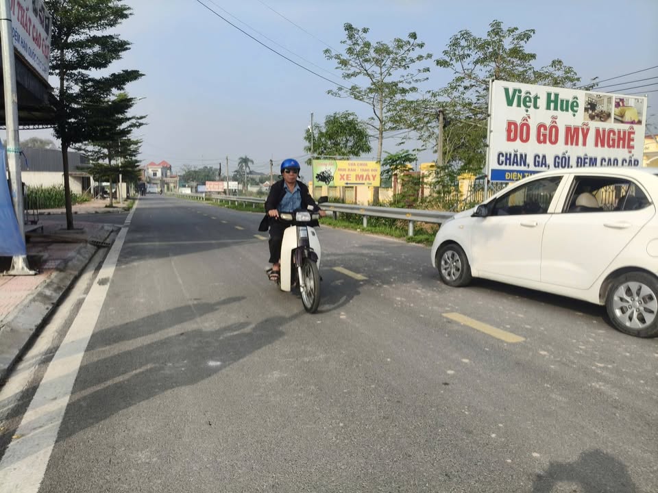 FrontHouse Châu Tiến, Quỳnh Mỹ 94.5m² giá 1.8 tỷ - Kinh doanh sầm uất!