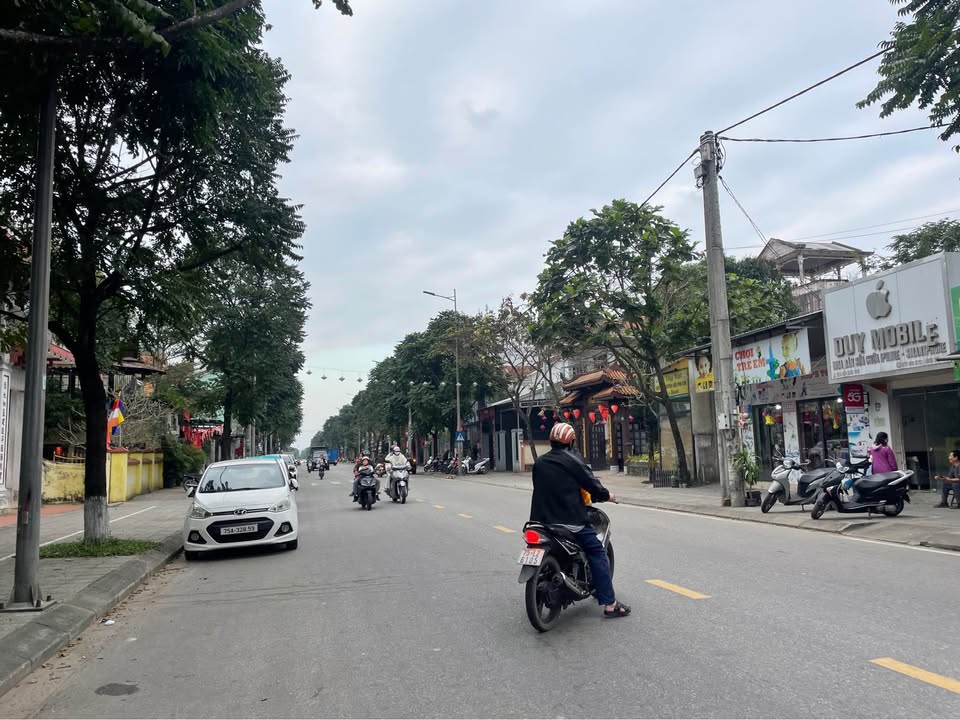 Nhà 2 tầng kiệt ô tô Điện Biên Phủ, TP Huế 350m² - Đầu tư lý tưởng!