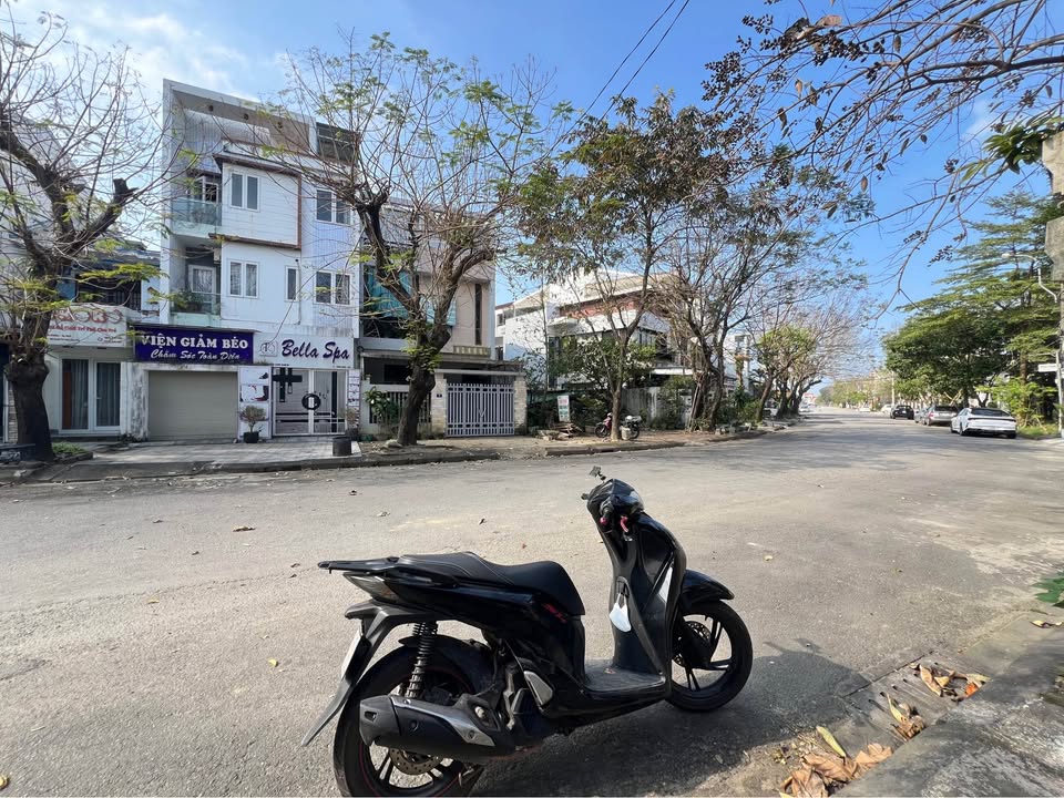 Bán Mặt Tiền Đường Nguyễn Sinh Khiêm, KQH Vỹ Dạ 145m² giá 6,x tỷ - Vị trí kết nối tuyệt vời!