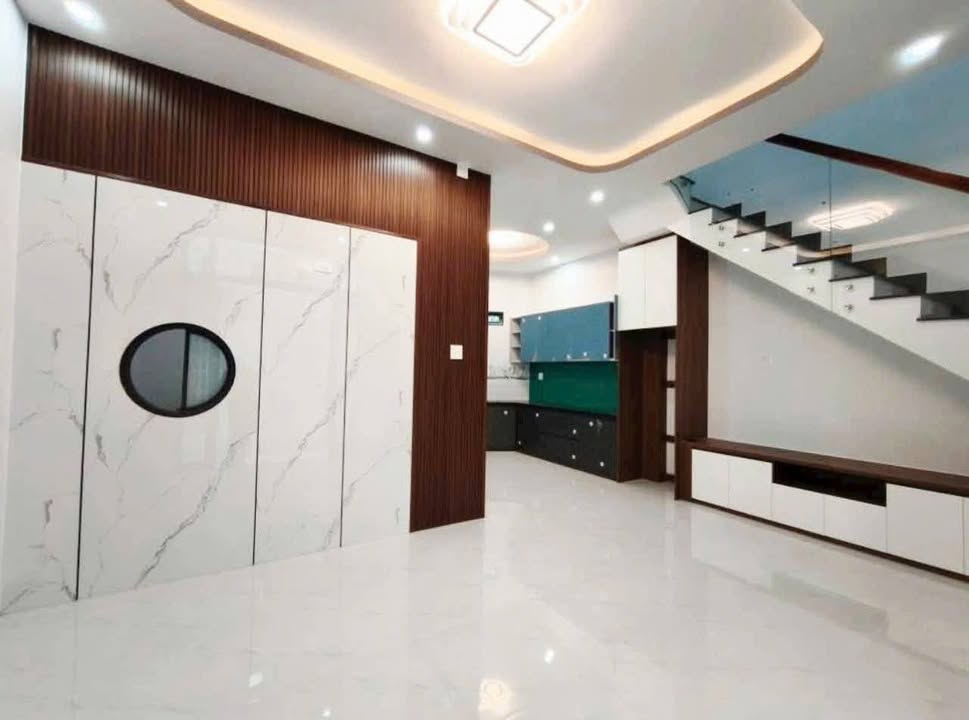 Nhà Hẻm cạn Nguyễn Huệ, 50m² giá 3 tỷ - Đầu tư lý tưởng cho thuê homestay!