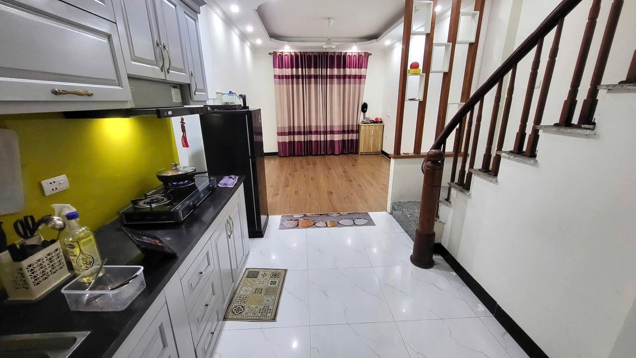 Nhà cho thuê Ngõ 3 gác, Xuân Phương 9 triệu - Tiện lợi di chuyển đến Mỹ Đình, Cầu Giấy!