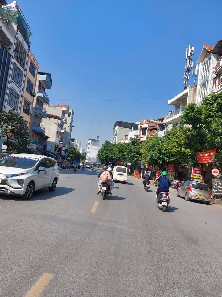 Nhà mặt phố Phùng Hưng, Quận Hà Đông 45m² giá 14.79 tỷ - Đầu tư sinh lời cao!