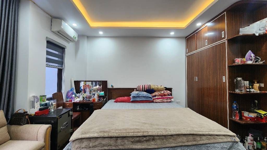 Nhà đẹp 342 Hồ Tùng Mậu 35m² giá 9.7 tỷ - Full nội thất, tiện ích bủa vây!