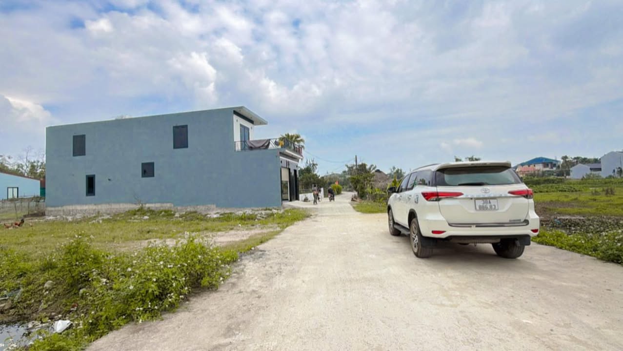 Đất nền Thắng Hoà Thạch Tân, Hà Huy Tập 150m² giá 1.9 tỷ - View đầm sen tuyệt đẹp!