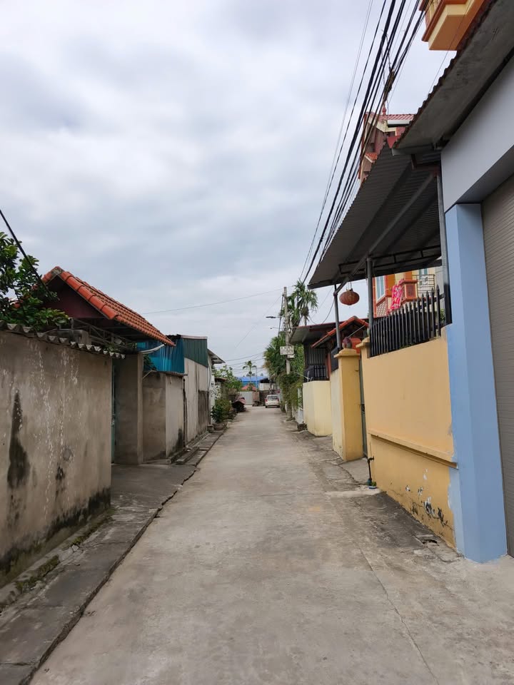 Đất thổ cư Thanh Vân, Mê Linh 80m² giá 2.x tỷ - Đường rộng, tiện ích đầy đủ!