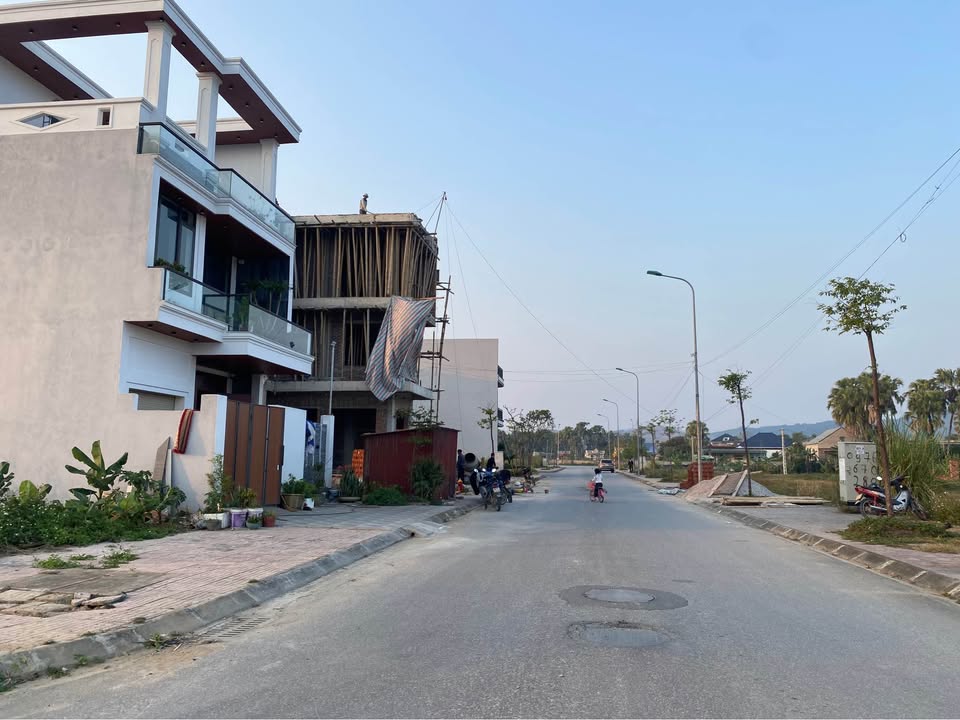 Đất thổ cư Đồng Tâm, 112m², giá 2.1 tỷ - Hướng Đông, sổ đỏ chính chủ!