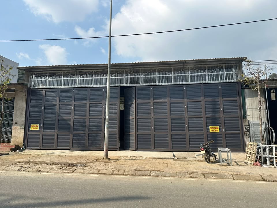 Xưởng cho thuê mặt tiền Trường Chinh, 210m² - Vị trí đắc địa cho kinh doanh!