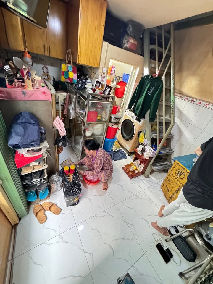 Nhà nhỏ Phường 15 Quận 8, 13m² giá 1.38 tỷ - Sổ hồng riêng chính chủ!