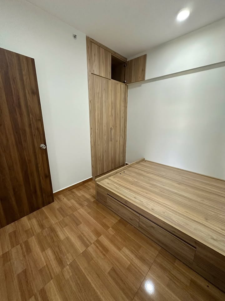 Căn hộ New Lavida Thủ Đức 2PN 1WC giá 8 triệu - Căn góc đẹp, nội thất sang trọng!