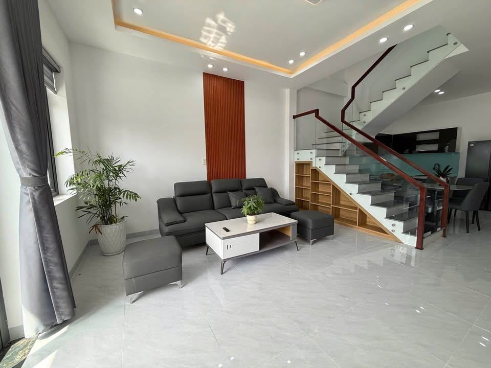 Nhà 2 tầng Diên Điền, 153m² giá 2.45 tỷ - Sẵn sàng vào ở ngay!