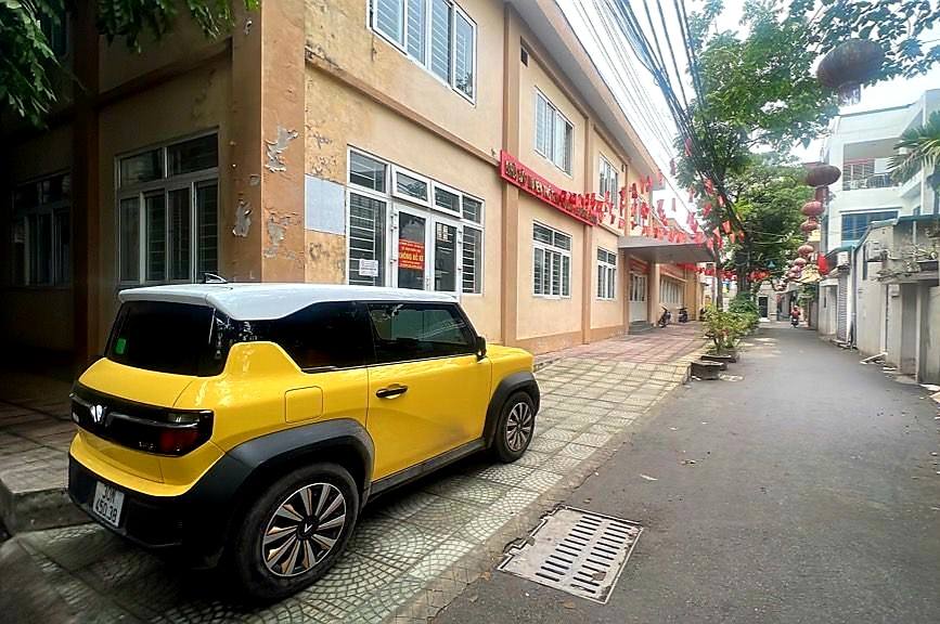 Đất Vạn Phúc 38m² giá 7 tỷ - Ngõ thông, ô tô đỗ gần nhà!